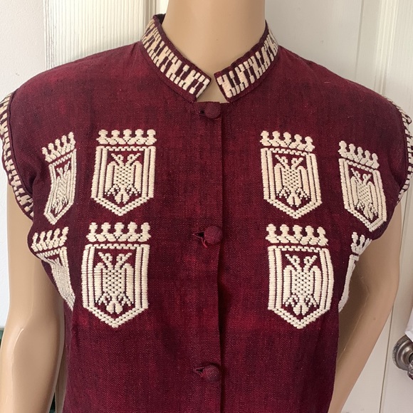 Burgundy embroidered mandarin collar sleeveless button down Ethnic shirt Top S - Picture 4 of 11